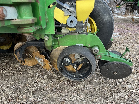 2007 John Deere 1790 Planter