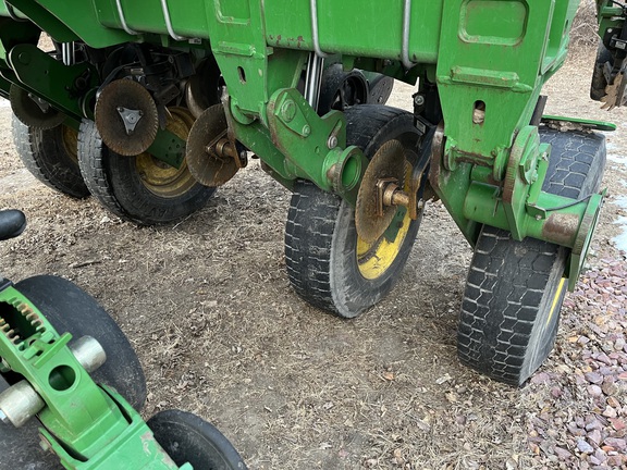 2007 John Deere 1790 Planter