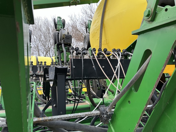 2007 John Deere 1790 Planter