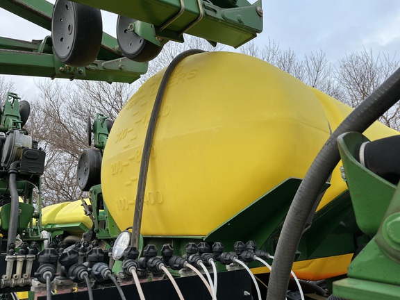 2007 John Deere 1790 Planter