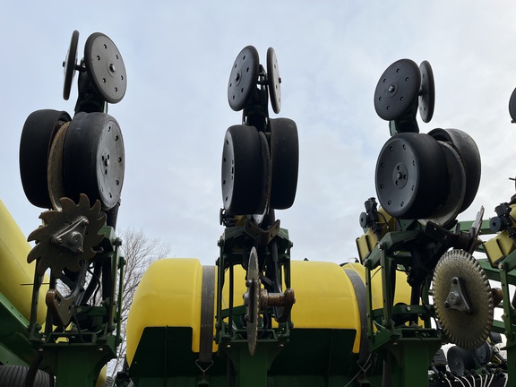 2007 John Deere 1790 Planter