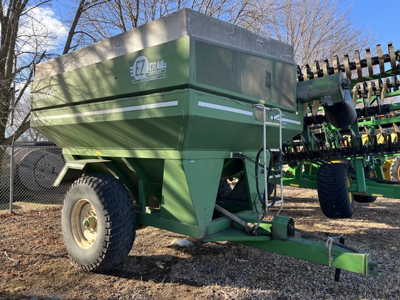 Misc EZ trail 500 Model Grain Cart