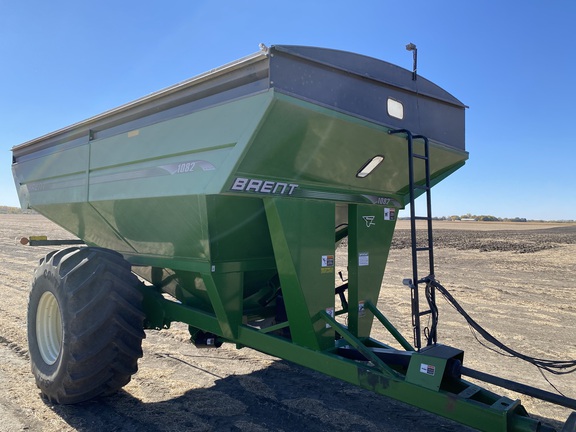 2011 Unverferth 1082 Grain Cart