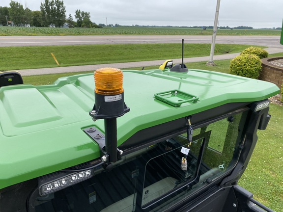 2023 John Deere XUV 835R ATV