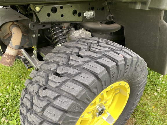 2023 John Deere XUV 835R ATV