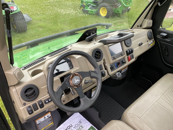 2023 John Deere XUV 835R ATV