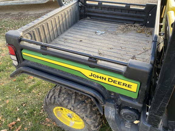 2022 John Deere XUV 835M ATV