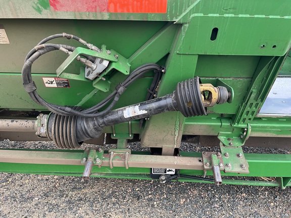 2010 John Deere 608C StalkMaster Header Corn Head