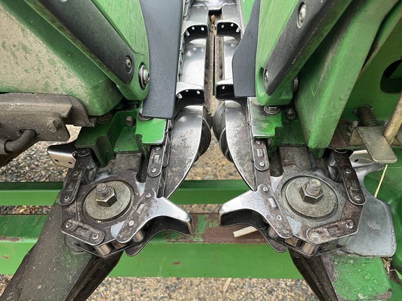 2010 John Deere 608C StalkMaster Header Corn Head