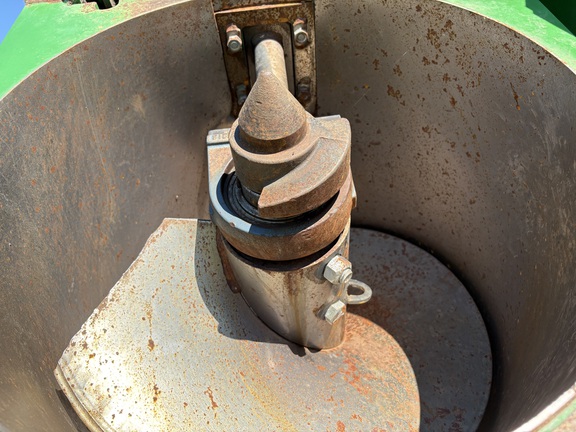 2014 Brent 2096 Grain Cart