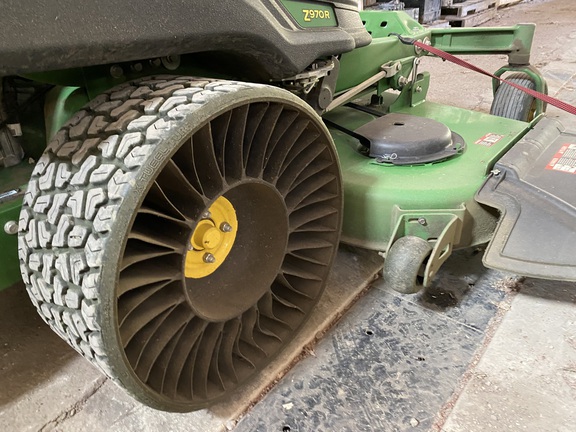 2019 John Deere Z970R Mower/Zero Turn