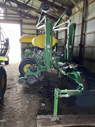 2004 John Deere 1770NT CCS Planter