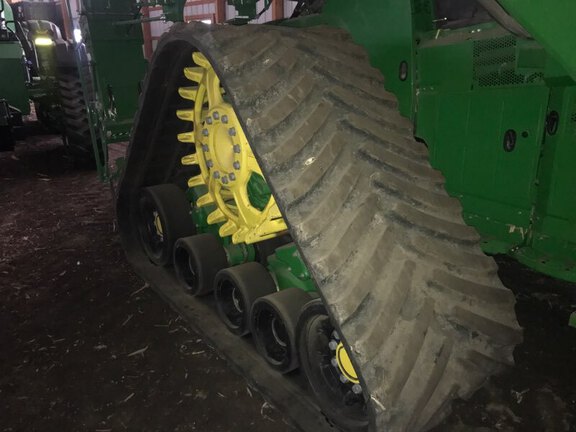 2024 John Deere X9 1100 Combine