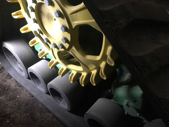 2024 John Deere X9 1100 Combine