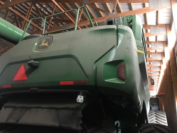 2024 John Deere X9 1100 Combine
