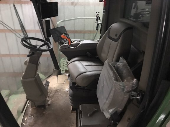 2024 John Deere X9 1100 Combine