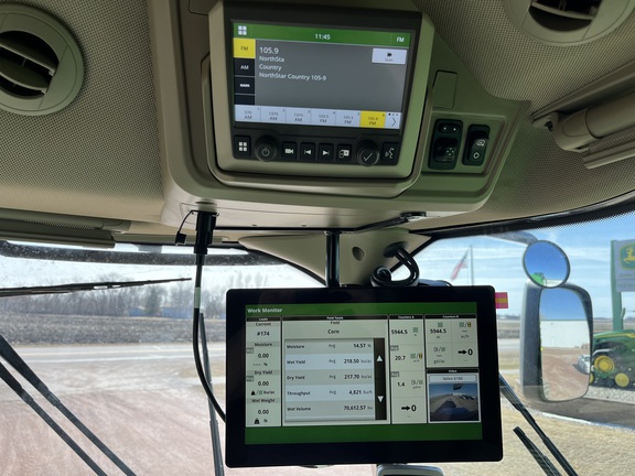 2024 John Deere X9 1100 Combine