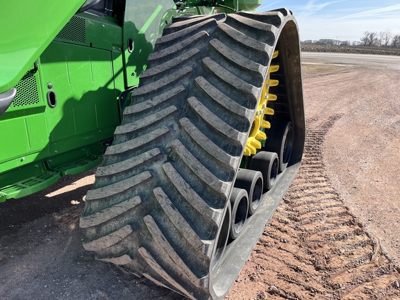 2024 John Deere X9 1100 Combine