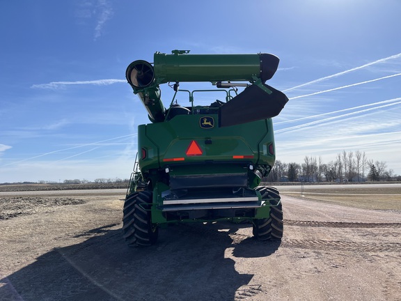 2024 John Deere X9 1100 Combine