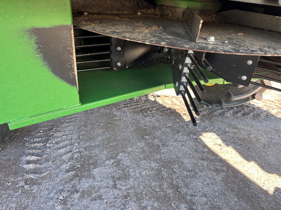 2024 John Deere X9 1100 Combine