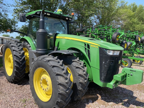 2015 John Deere 8320R Tractor