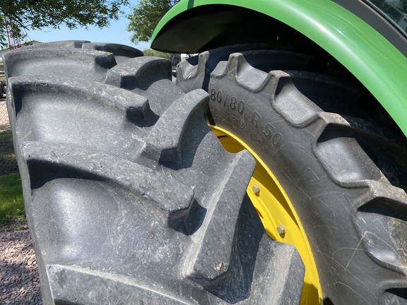 2015 John Deere 8320R Tractor