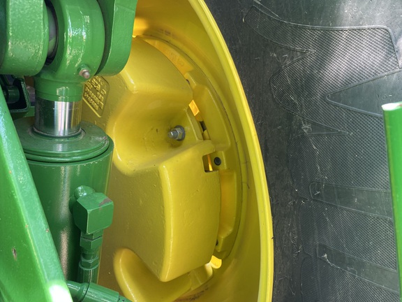 2015 John Deere 8320R Tractor