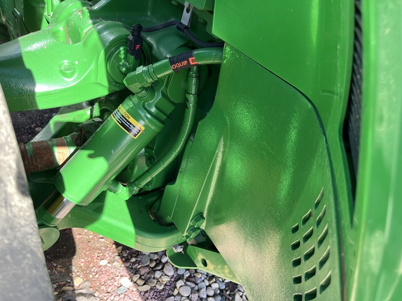 2015 John Deere 8320R Tractor
