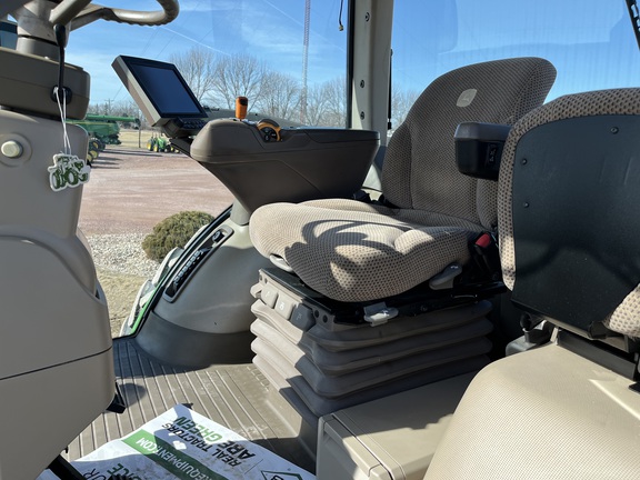 2015 John Deere 8320R Tractor