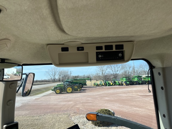 2015 John Deere 8320R Tractor