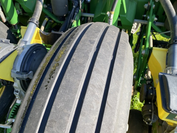 2013 John Deere 1770NT CCS Planter