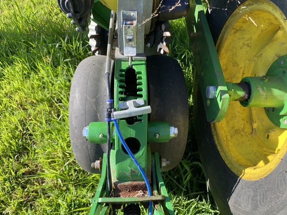 2013 John Deere 1770NT CCS Planter