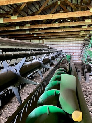 2009 John Deere 635F Header Combine