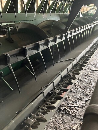 2009 John Deere 635F Header Combine