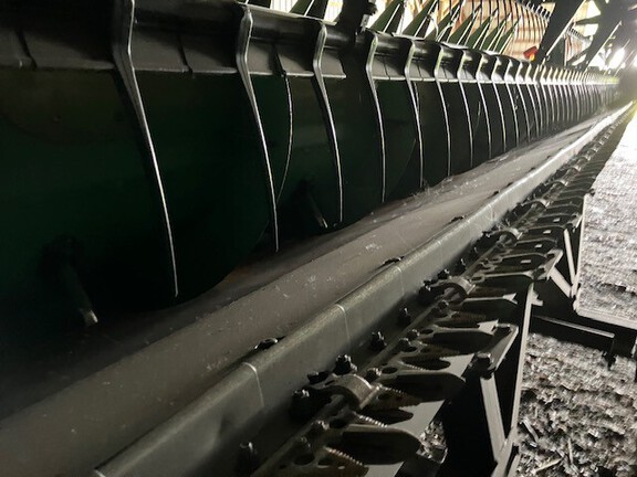 2009 John Deere 635F Header Combine