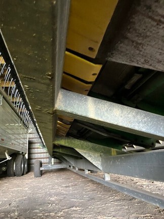 2009 John Deere 635F Header Combine