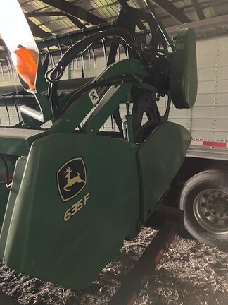 2009 John Deere 635F Header Combine