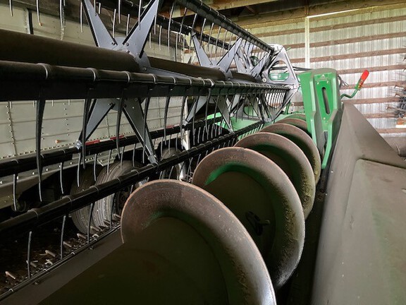 2009 John Deere 635F Header Combine