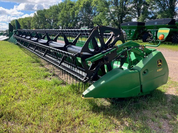 2009 John Deere 635F Header Combine