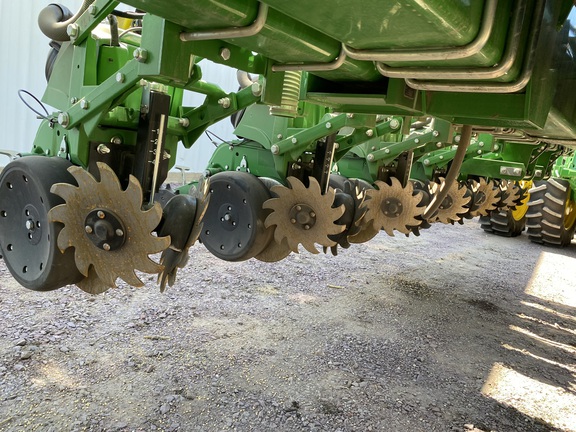 2019 John Deere 1775NT Planter