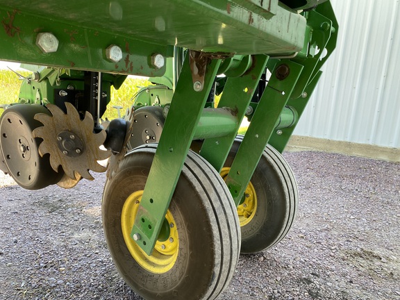 2019 John Deere 1775NT Planter