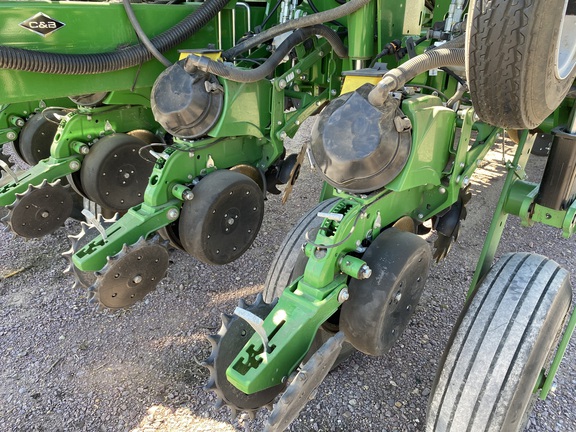 2019 John Deere 1775NT Planter