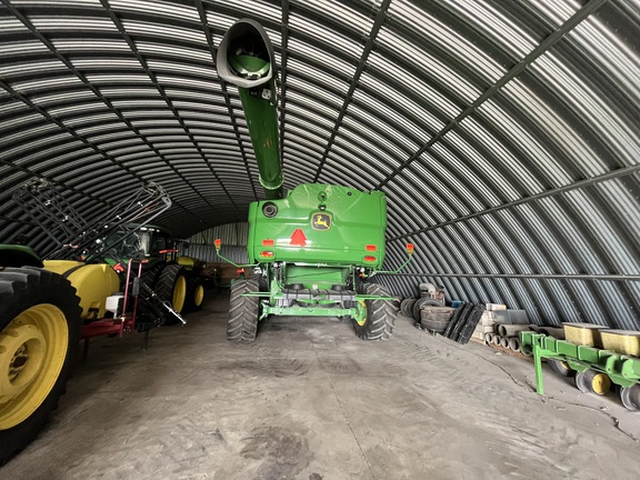 2023 John Deere S780 Combine
