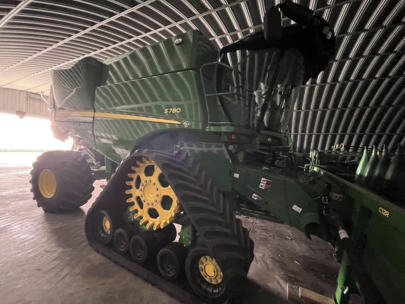 2023 John Deere S780 Combine