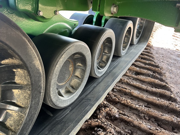 2023 John Deere S780 Combine