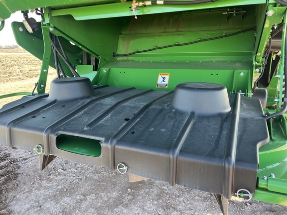 2023 John Deere S780 Combine