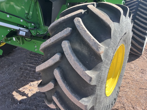 2023 John Deere S780 Combine