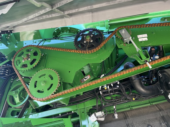 2023 John Deere S780 Combine