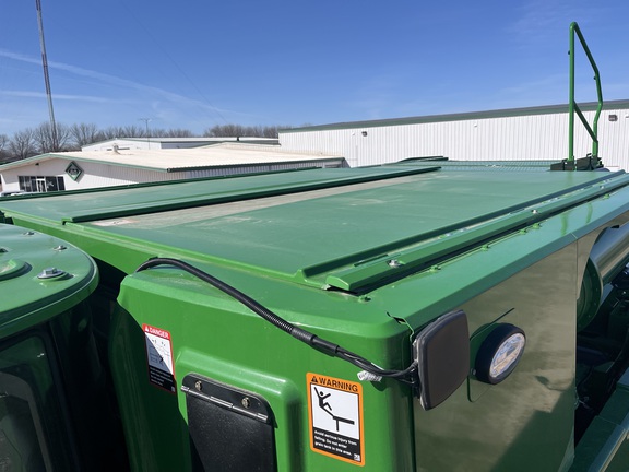 2023 John Deere S780 Combine