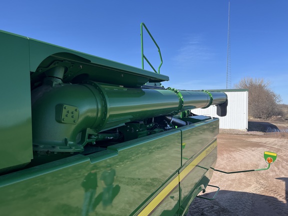 2023 John Deere S780 Combine